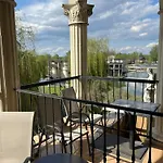Ξενοδοχείο Venecia Palace 3*