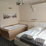 Venecia Hotel