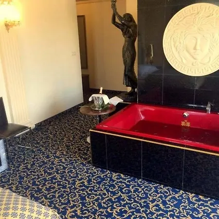 Venecia Palace