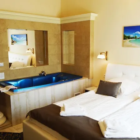 Hotel Venecia Michalowice (Masovia)