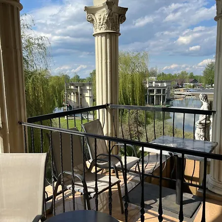 Ξενοδοχείο Venecia Palace 3*