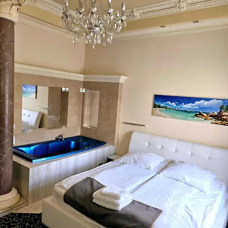 Hotel Venecia Michalowice (Masovia)