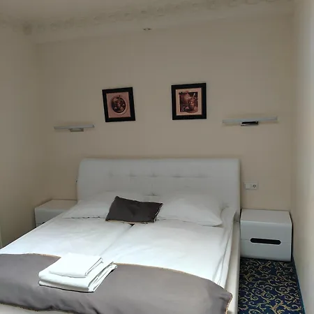 Venecia Hotel 3*
